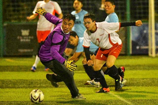 意甲-莱奥传射奇克破门 AC米兰2-1佛罗伦萨